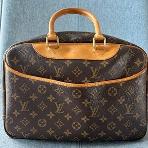 Louis Vuitton Deuville